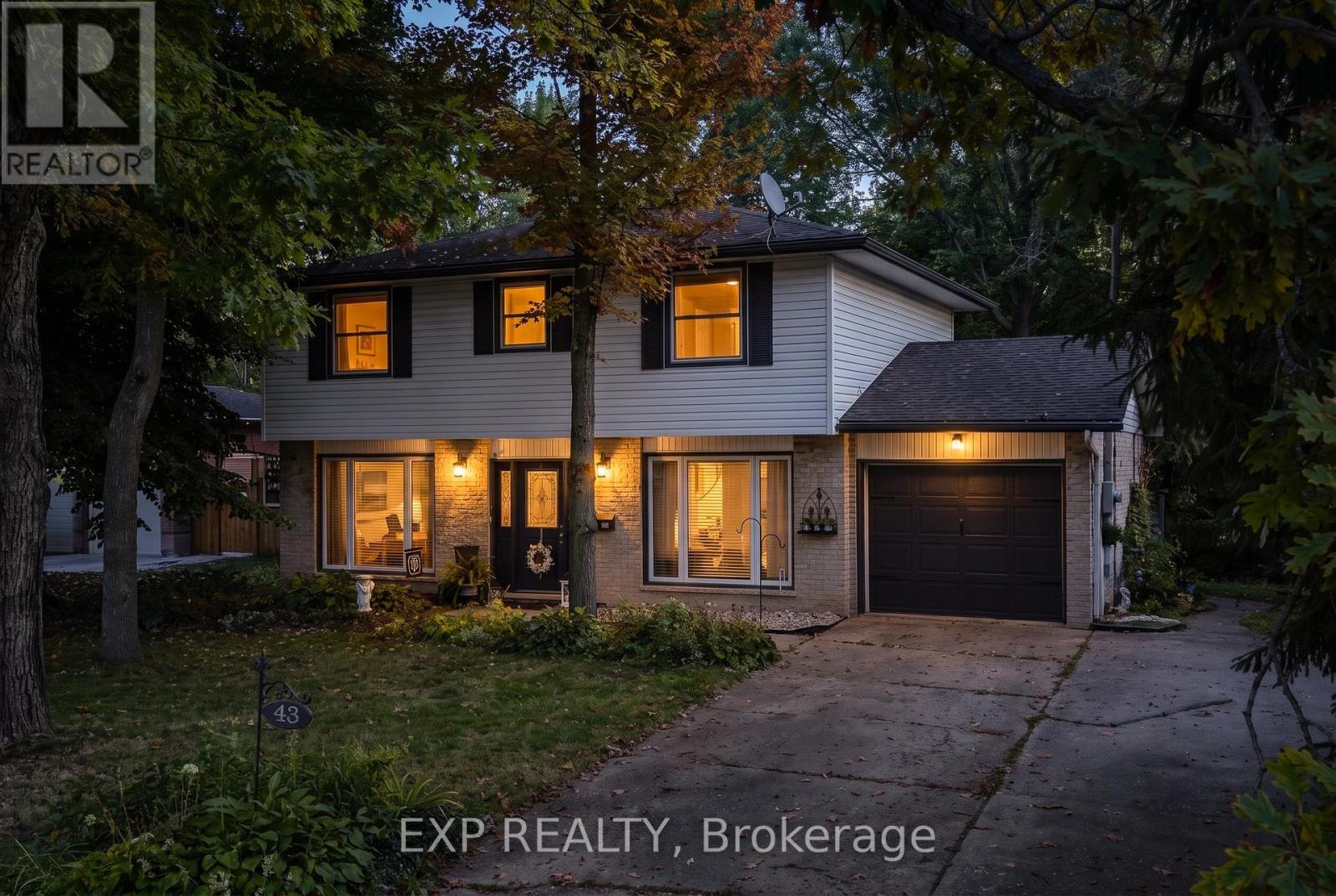 43 Stella Street, Pelham, Ontario  L3E 0T6 - Photo 2 - X13862758
