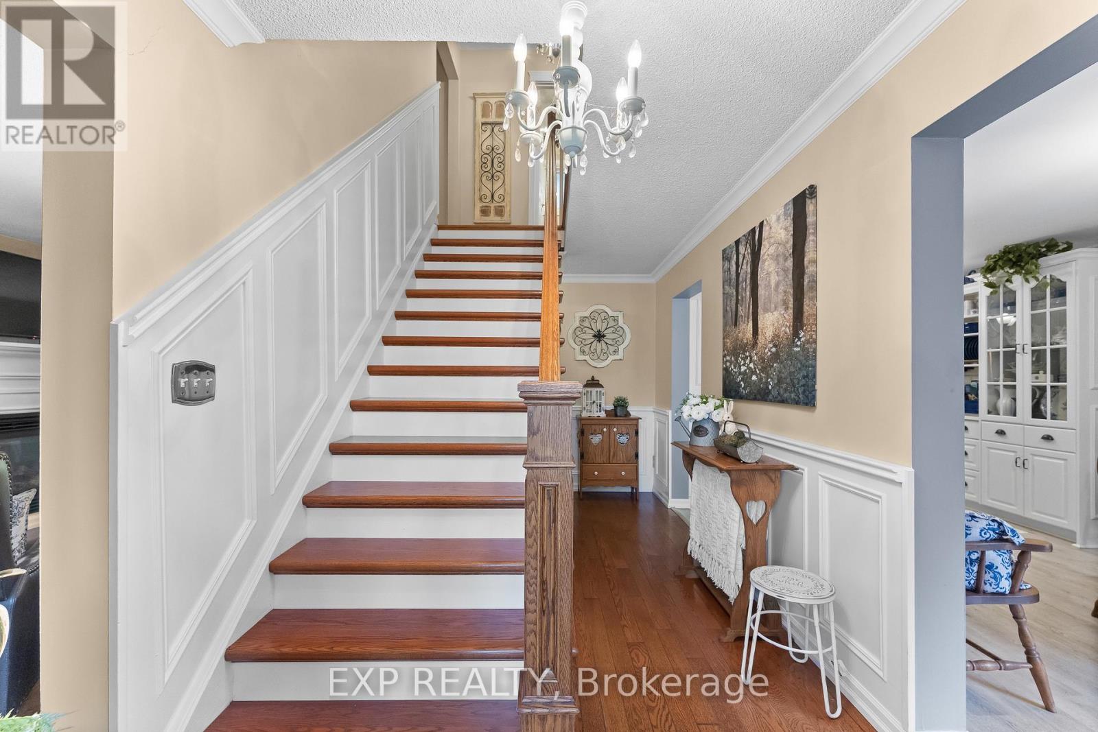 43 Stella Street, Pelham, Ontario  L3E 0T6 - Photo 5 - X13862758
