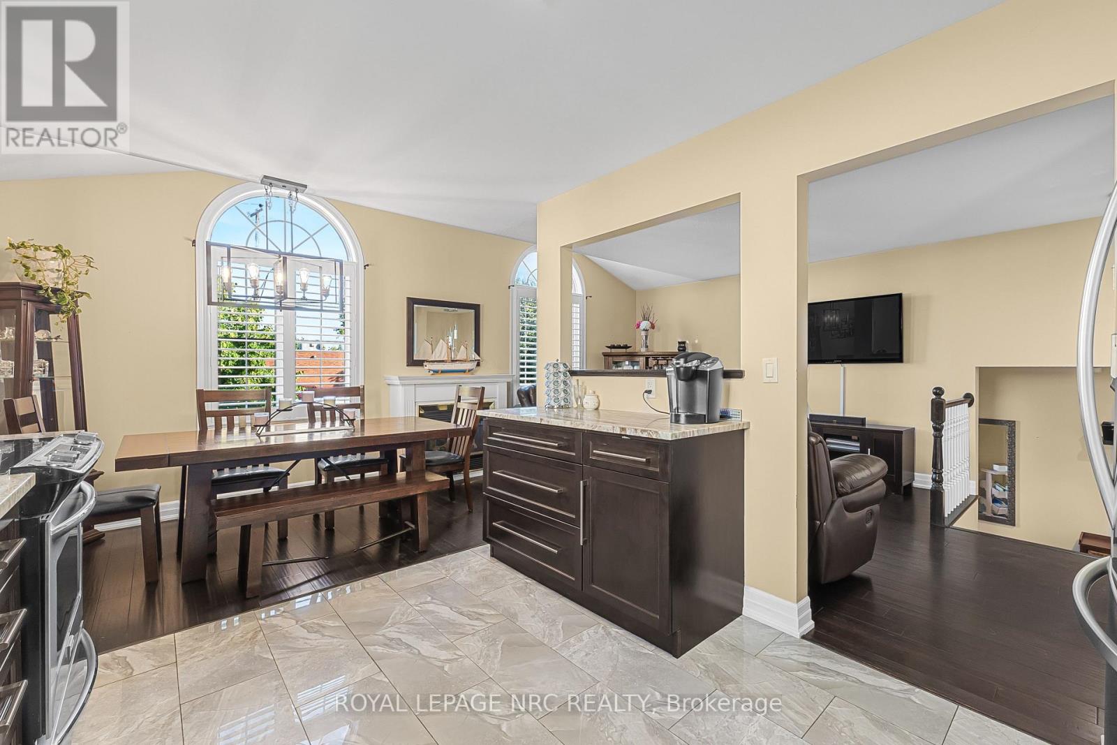 551 Scott Street, St. Catharines, Ontario  L2M 6Y4 - Photo 12 - X13863430