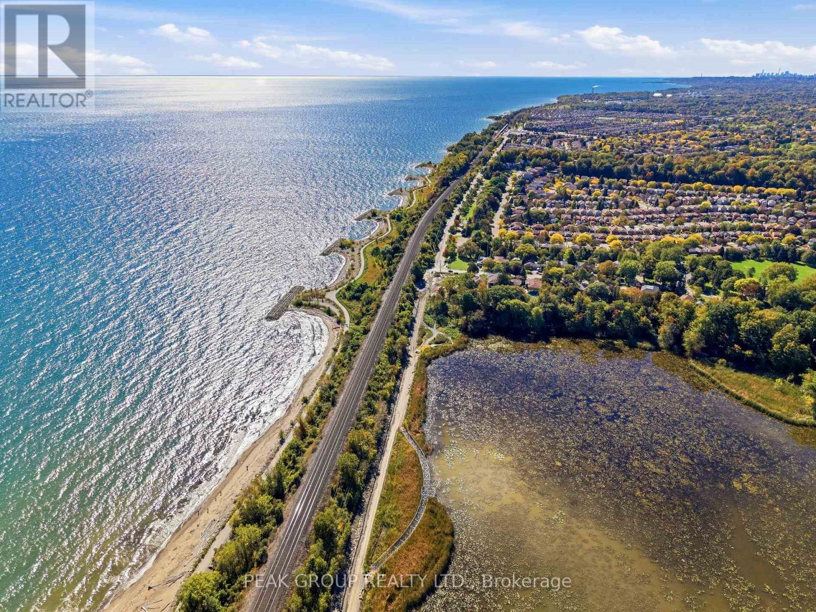 492 Rougemount Drive, Pickering, Ontario  L1W 2B9 - Photo 10 - E13875868