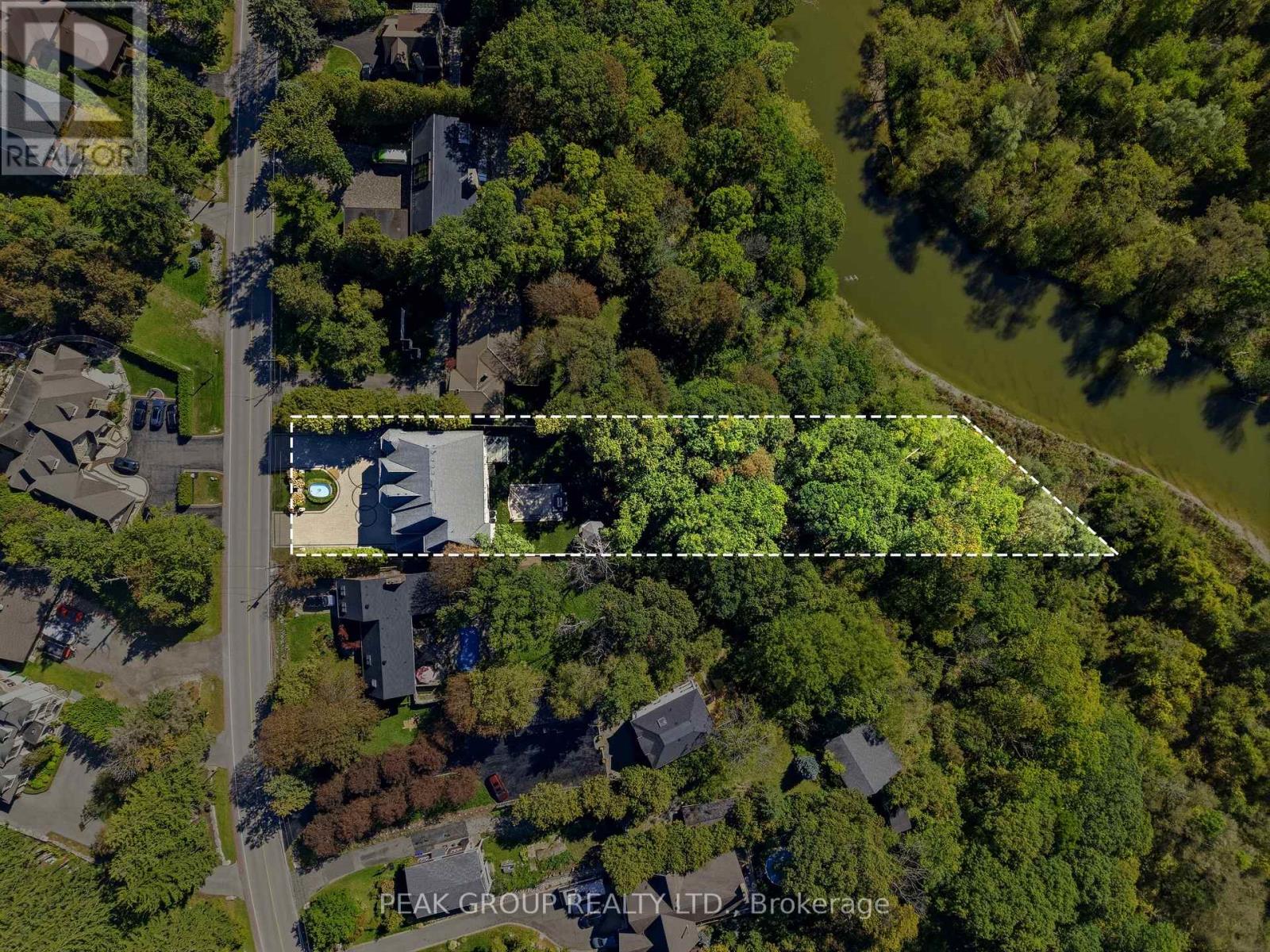 492 Rougemount Drive, Pickering, Ontario  L1W 2B9 - Photo 8 - E13875868