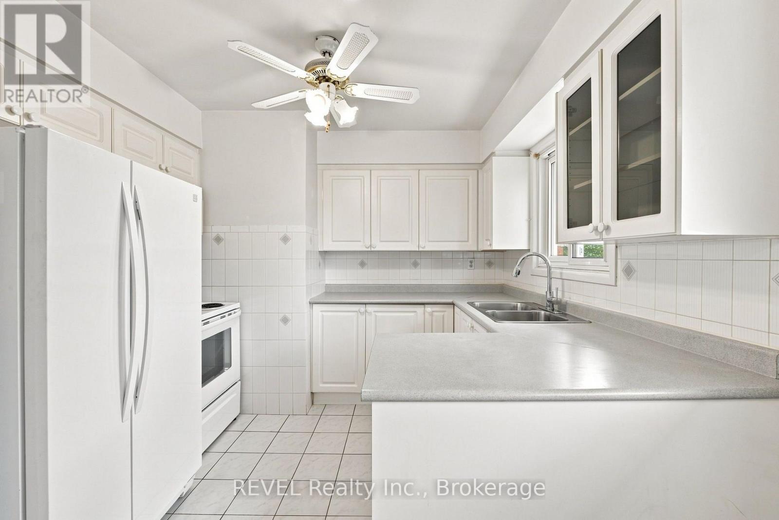 330 Waverly Street, Hamilton, Ontario  L8H 6P9 - Photo 11 - X13880536
