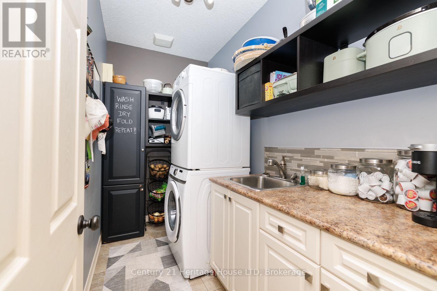 21 Burleigh Road S, Fort Erie, Ontario  L0S 1N0 - Photo 20 - X13880848