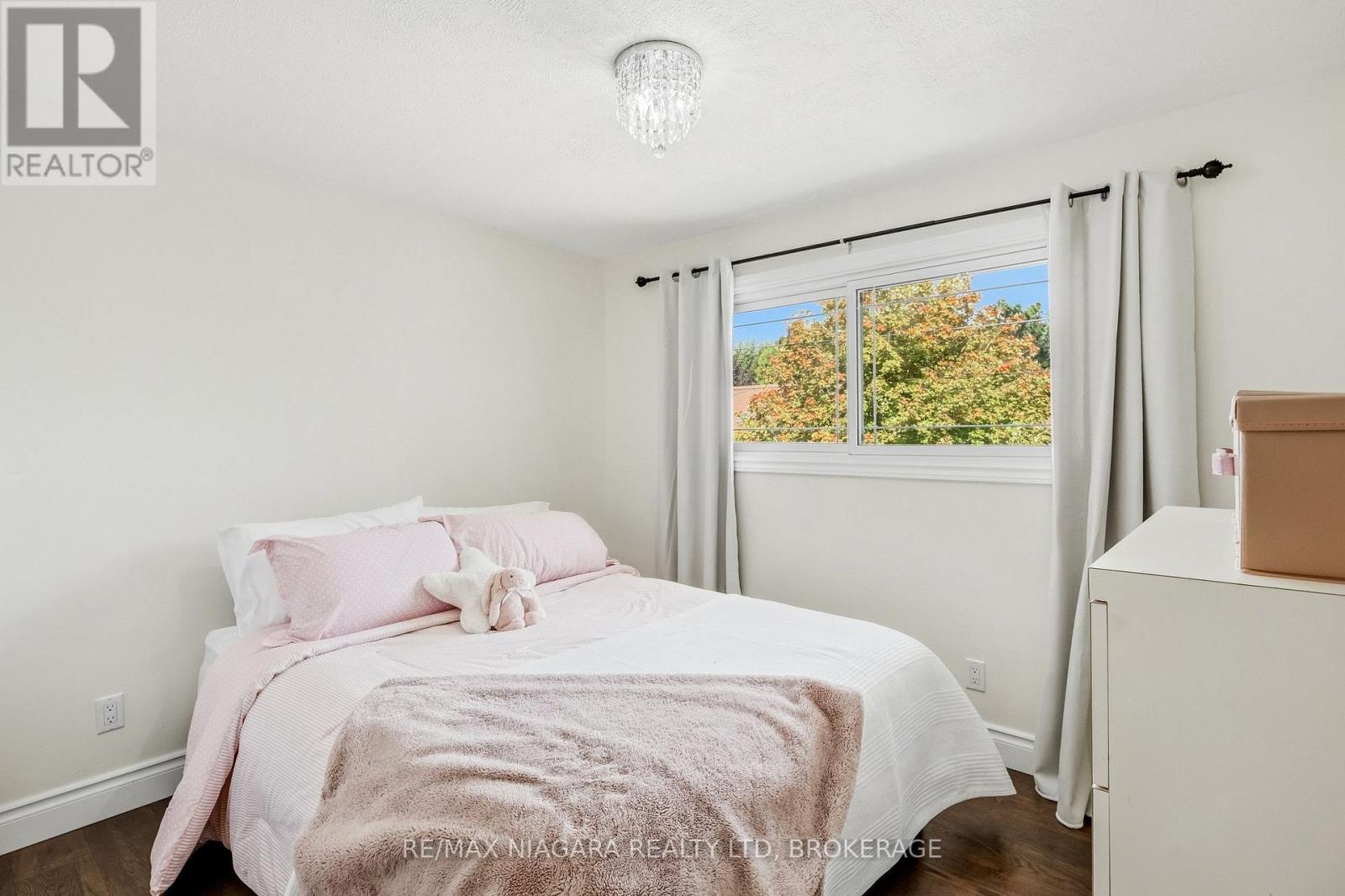 6470 Gore Street, Niagara Falls, Ontario  L2J 1Y1 - Photo 27 - X13884342