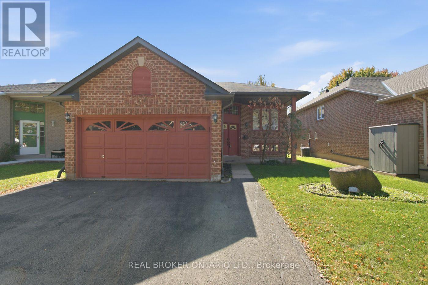 23 Madison Court W, Welland, Ontario  L3C 7G1 - Photo 3 - X13885022