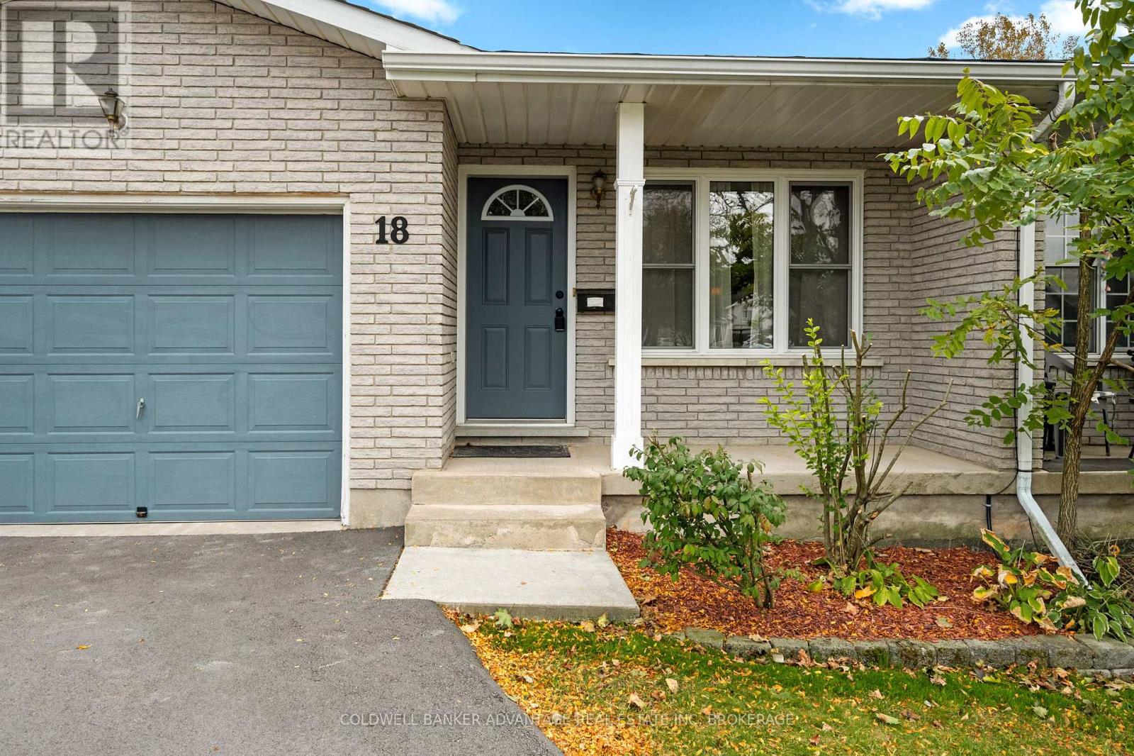 18 Joshua Court, Welland, Ontario  L3C 7E3 - Photo 4 - X14004078