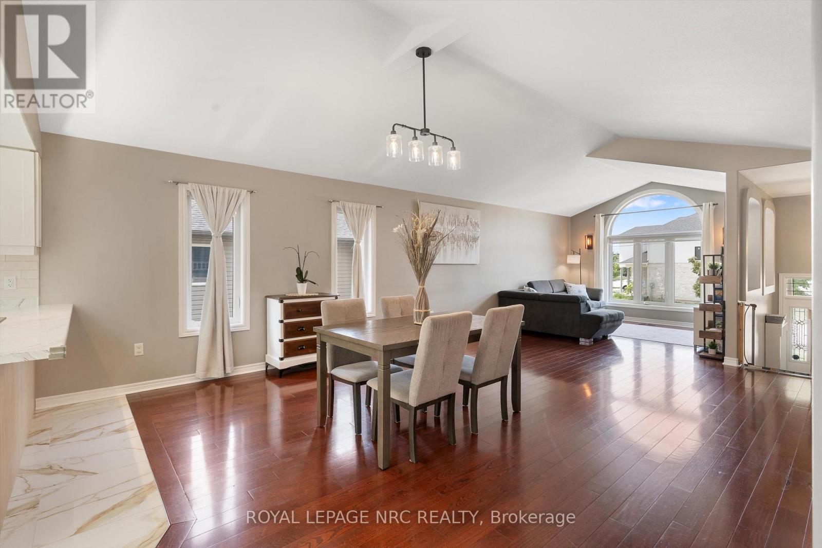 346 Clare Avenue, Welland, Ontario  L3C 5R2 - Photo 6 - X14017248