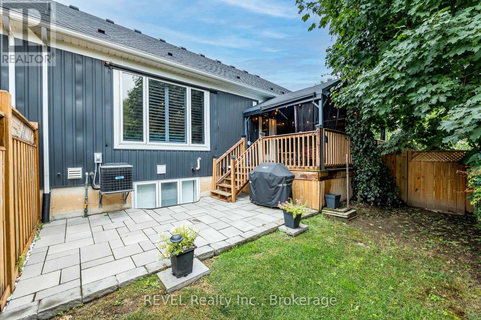 18 Princeton Common Street, St. Catharines, Ontario  L2N 0B7 - Photo 40 - X14080230