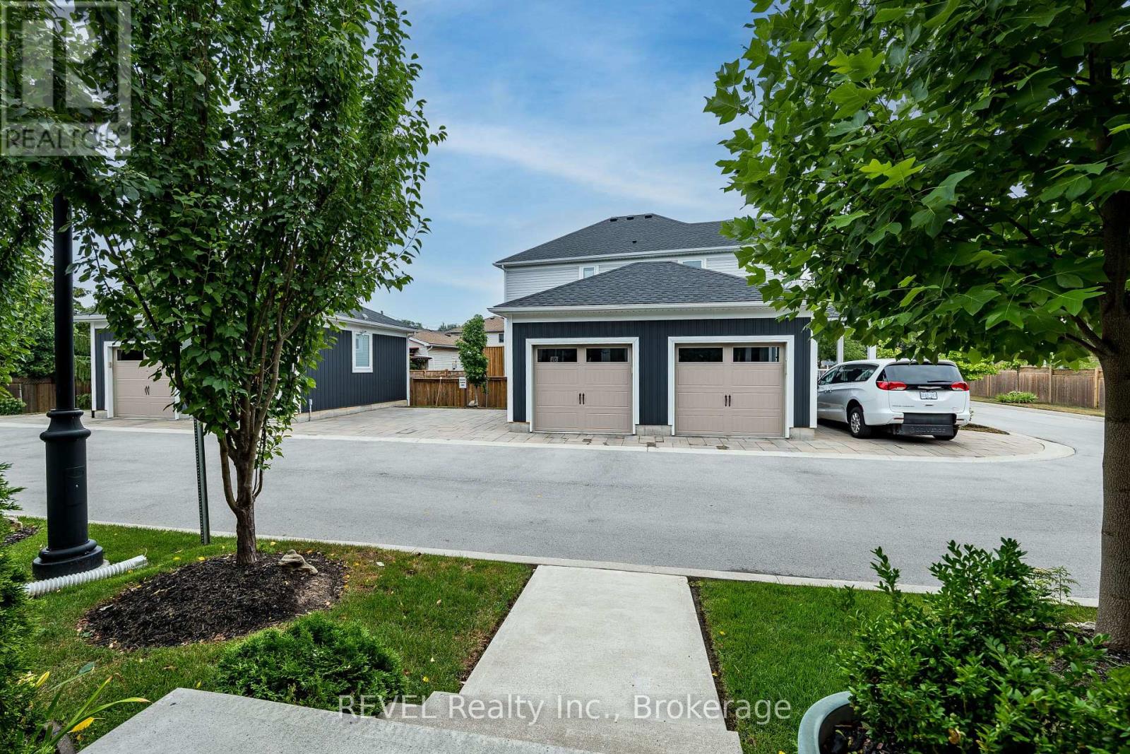 18 Princeton Common Street, St. Catharines, Ontario  L2N 0B7 - Photo 45 - X14080230