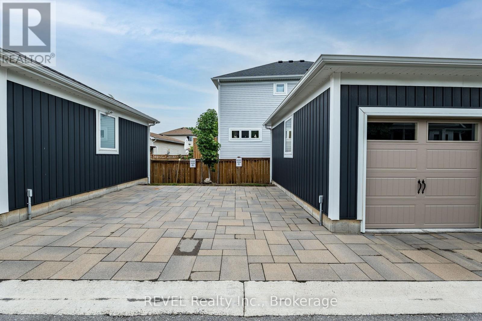 18 Princeton Common Street, St. Catharines, Ontario  L2N 0B7 - Photo 49 - X14080230
