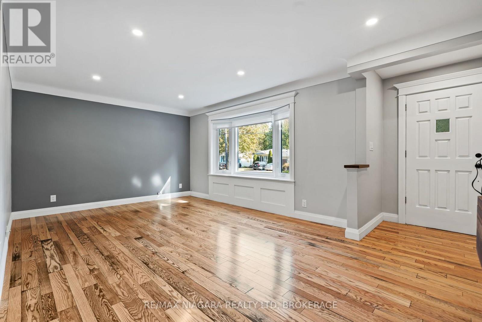 9 Ghent Street, St. Catharines, Ontario  L2N 2C5 - Photo 10 - X14081886