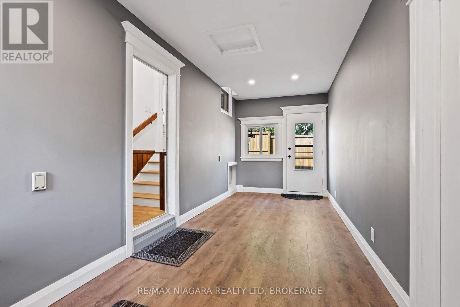 9 Ghent Street, St. Catharines, Ontario  L2N 2C5 - Photo 6 - X14081886