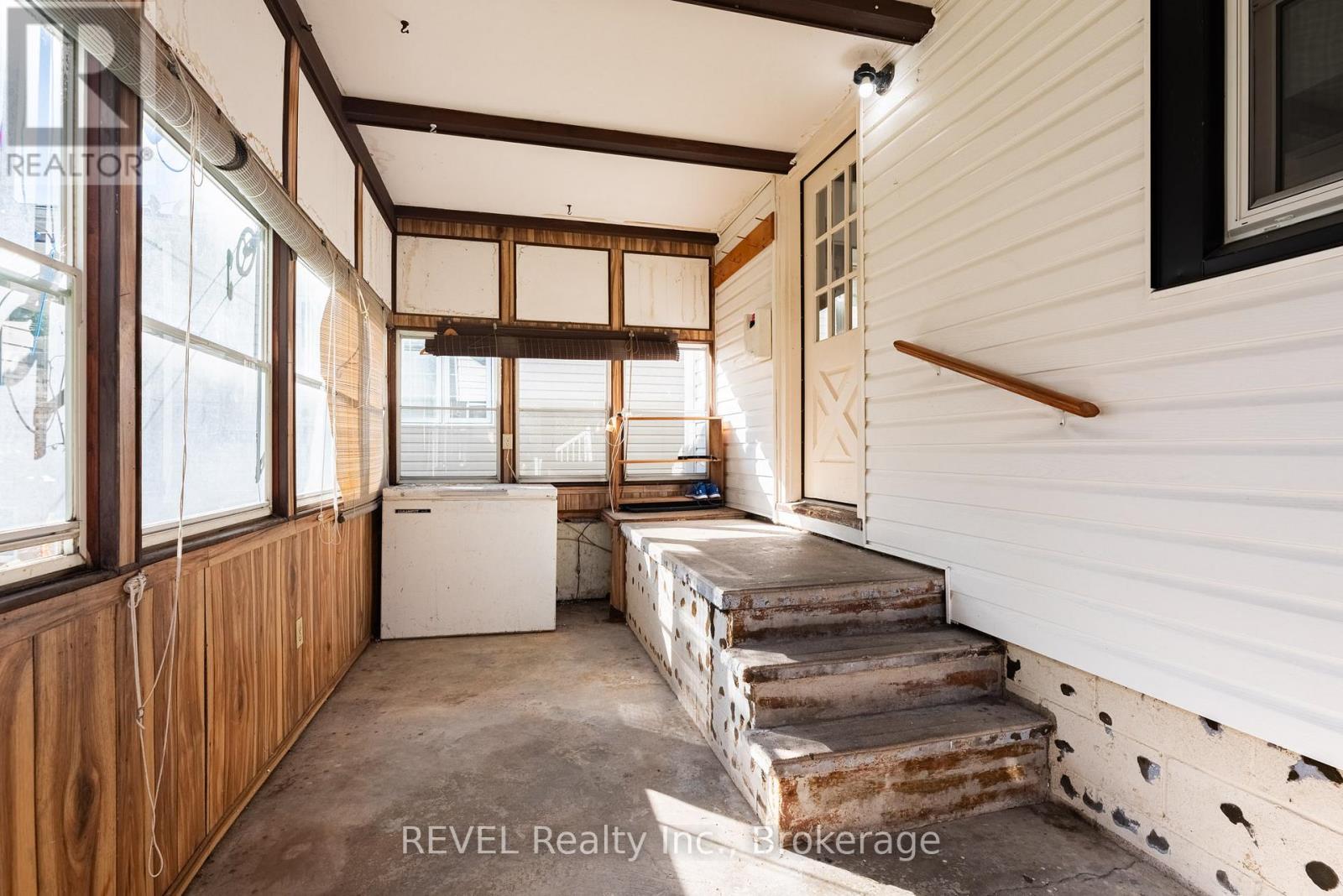 7044 Leeming Street, Niagara Falls, Ontario  L2G 1L3 - Photo 26 - X14085406