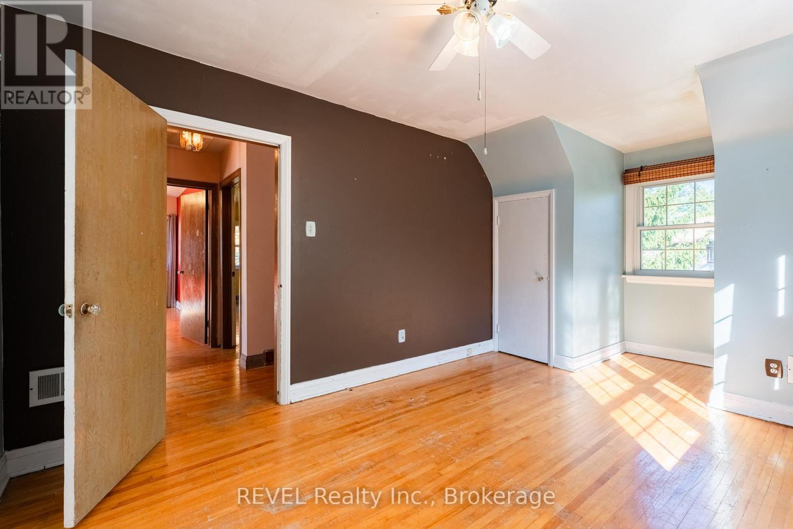 7044 Leeming Street, Niagara Falls, Ontario  L2G 1L3 - Photo 28 - X14085406