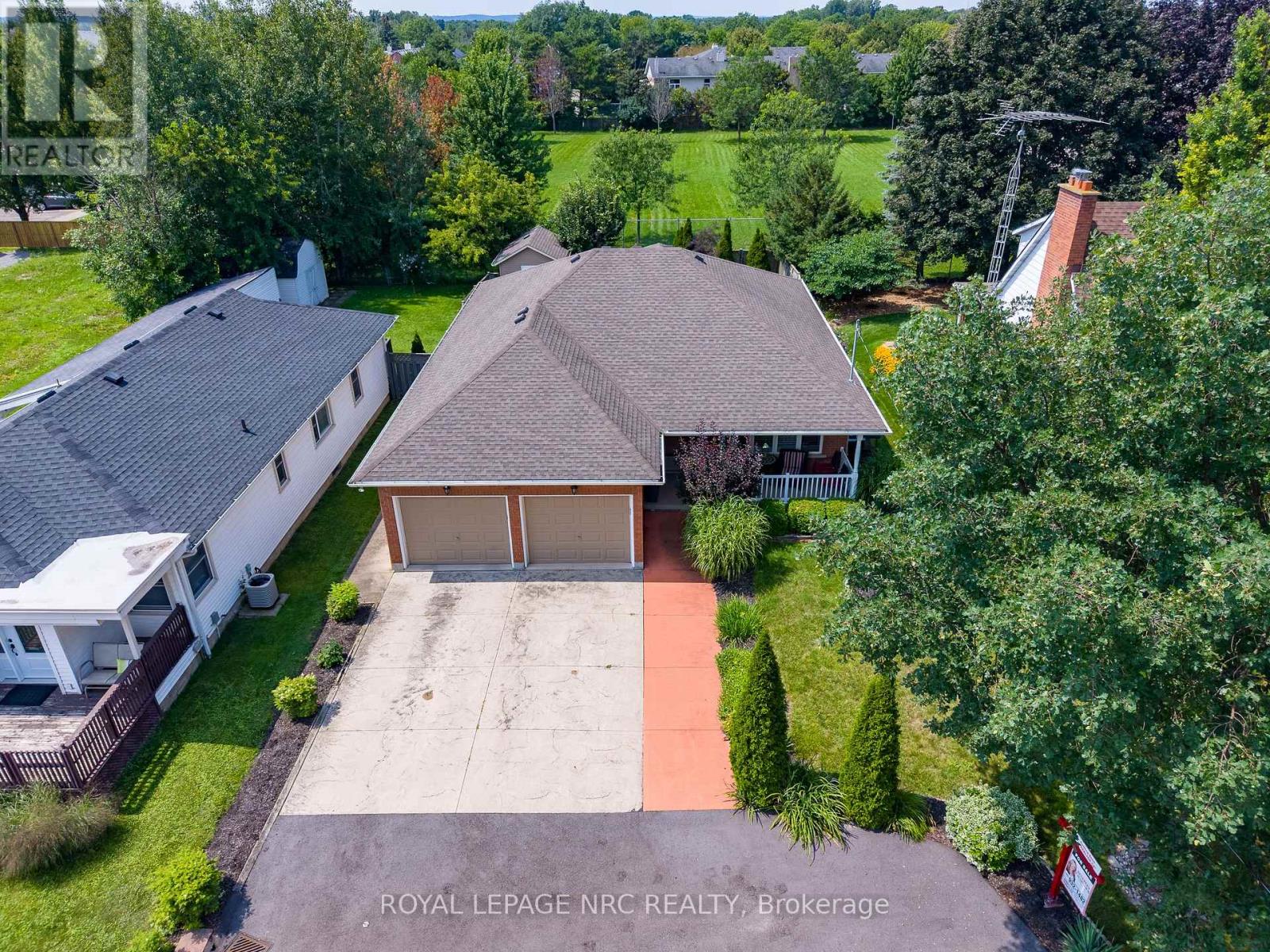173 First Street Louth Street, St. Catharines, Ontario  L2W 0A2 - Photo 1 - X14087828