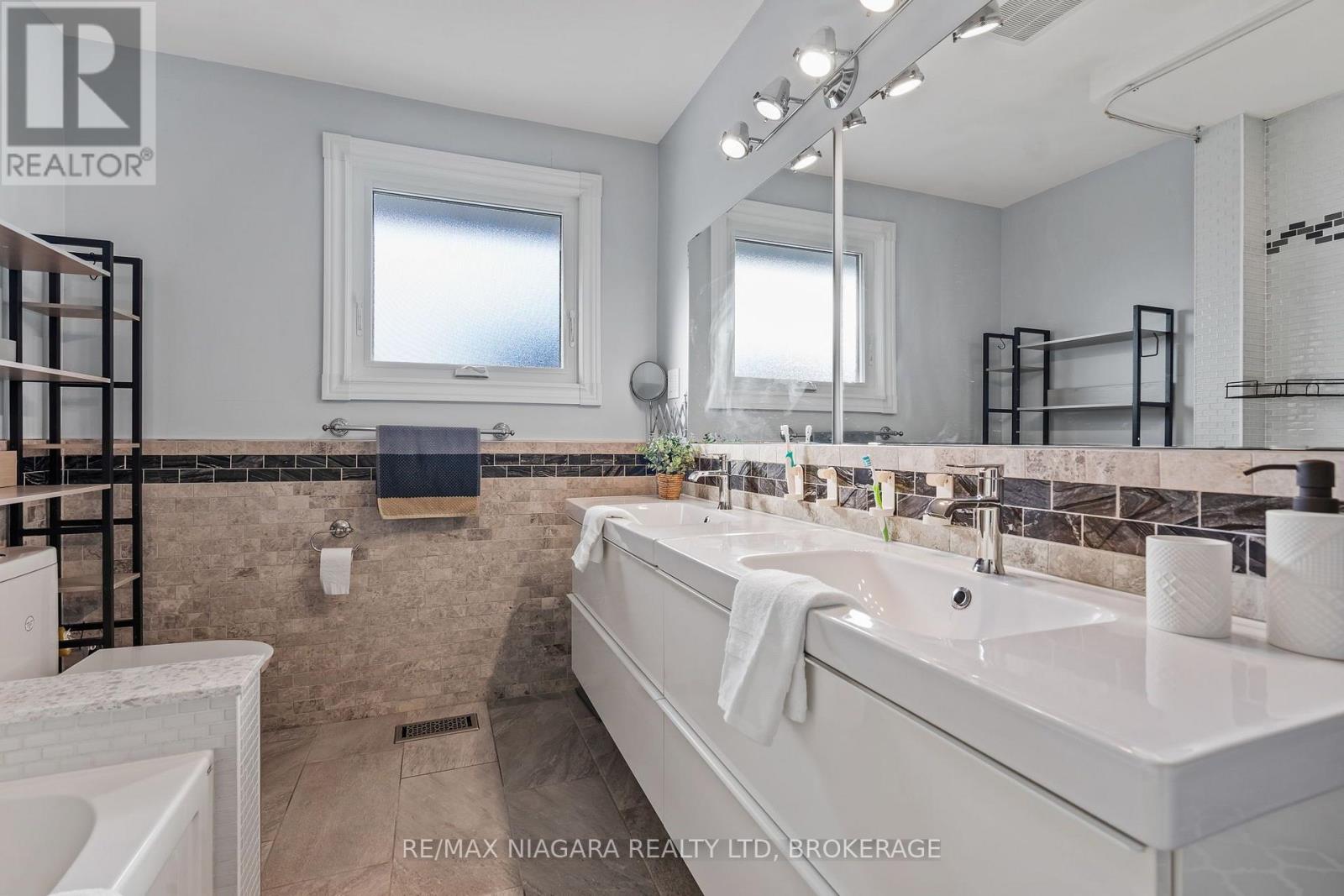 31 Jessica Drive, St. Catharines, Ontario  L2M 6V9 - Photo 19 - X14088674