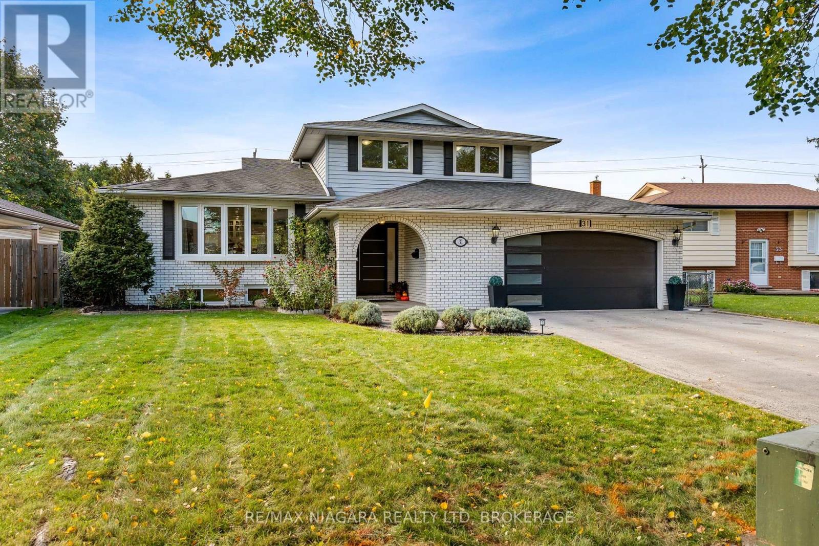 31 Jessica Drive, St. Catharines, Ontario  L2M 6V9 - Photo 2 - X14088674