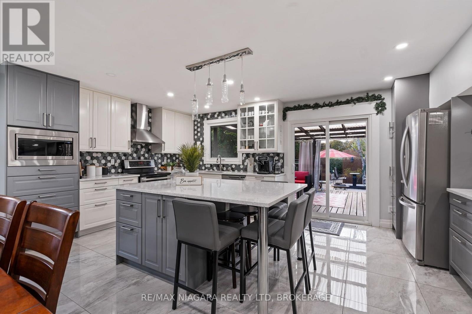 31 Jessica Drive, St. Catharines, Ontario  L2M 6V9 - Photo 8 - X14088674