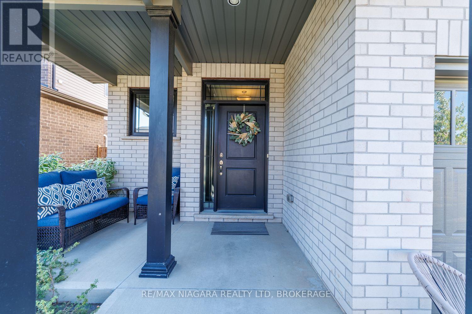 6 Bergenstein Crescent, Pelham, Ontario  L3E 0A3 - Photo 5 - X14089312