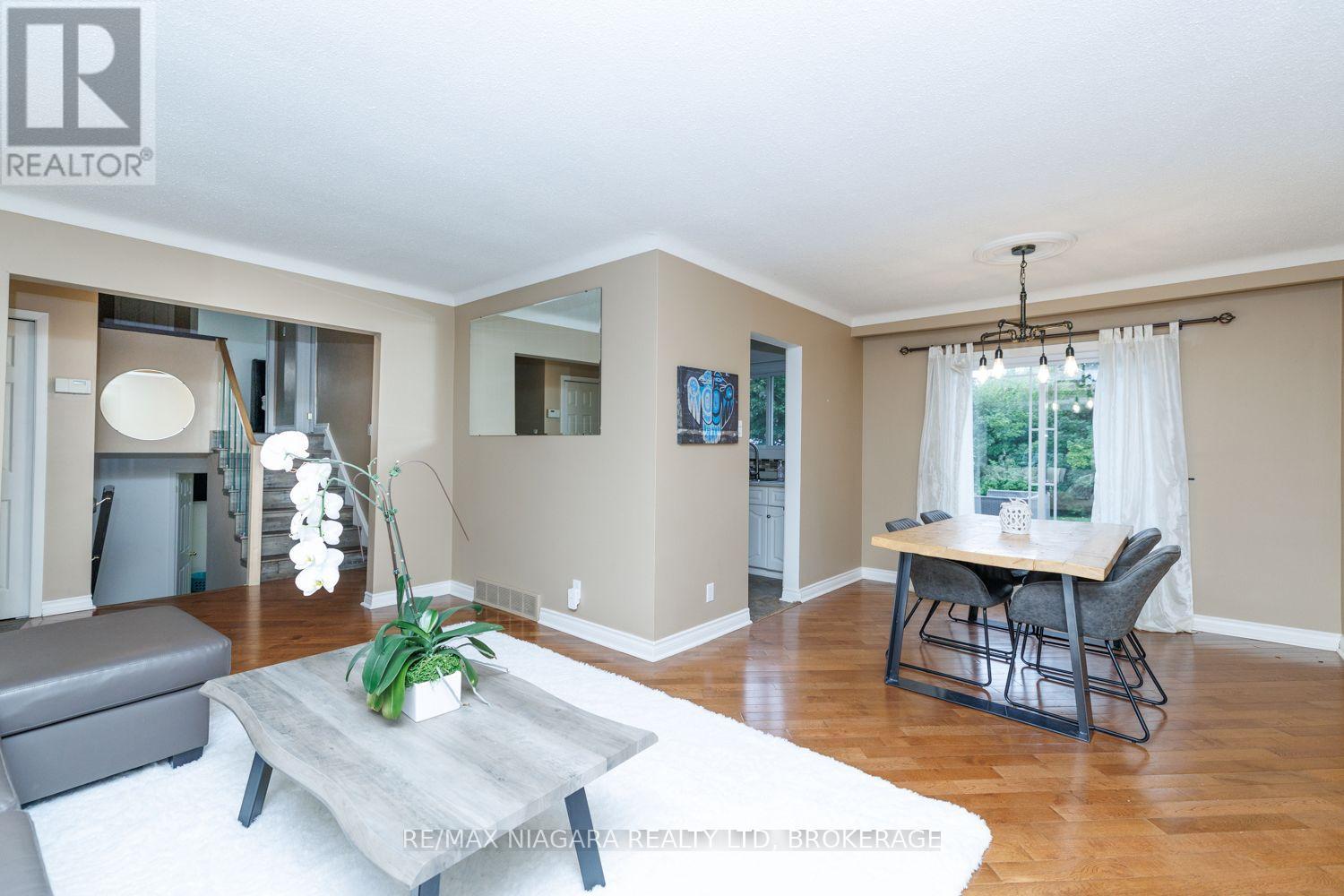 3360 Baker Crescent, Niagara Falls, Ontario  L2J 3L9 - Photo 6 - X14091150