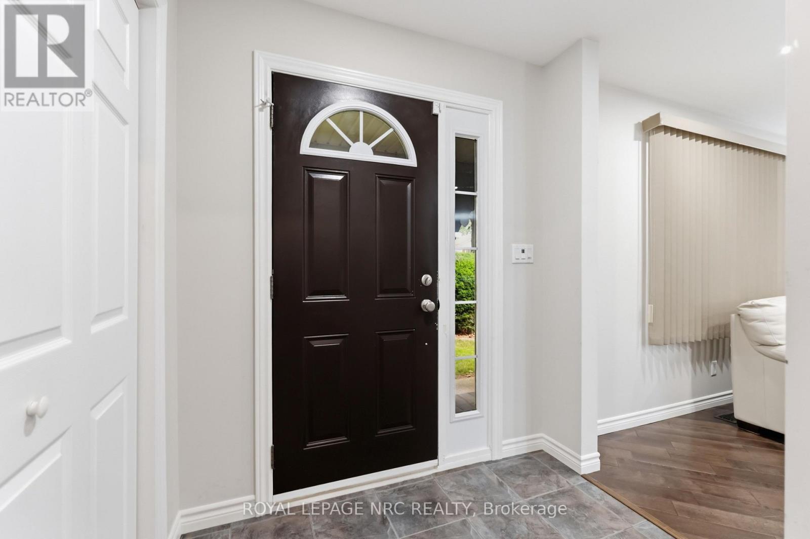 18 October Drive, St. Catharines, Ontario  L2N 6T2 - Photo 5 - X14091842
