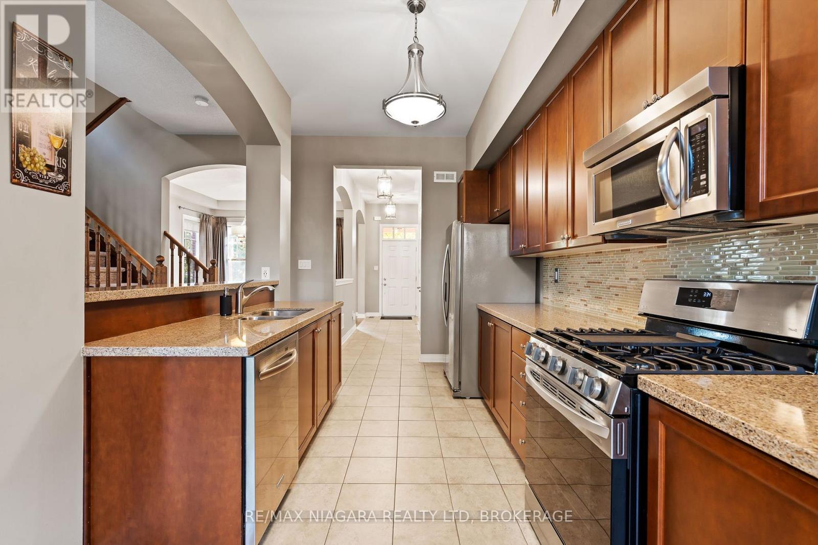 96 Garrison Village Drive, Niagara-On-The-Lake, Ontario  L0S 1J0 - Photo 13 - X14093882