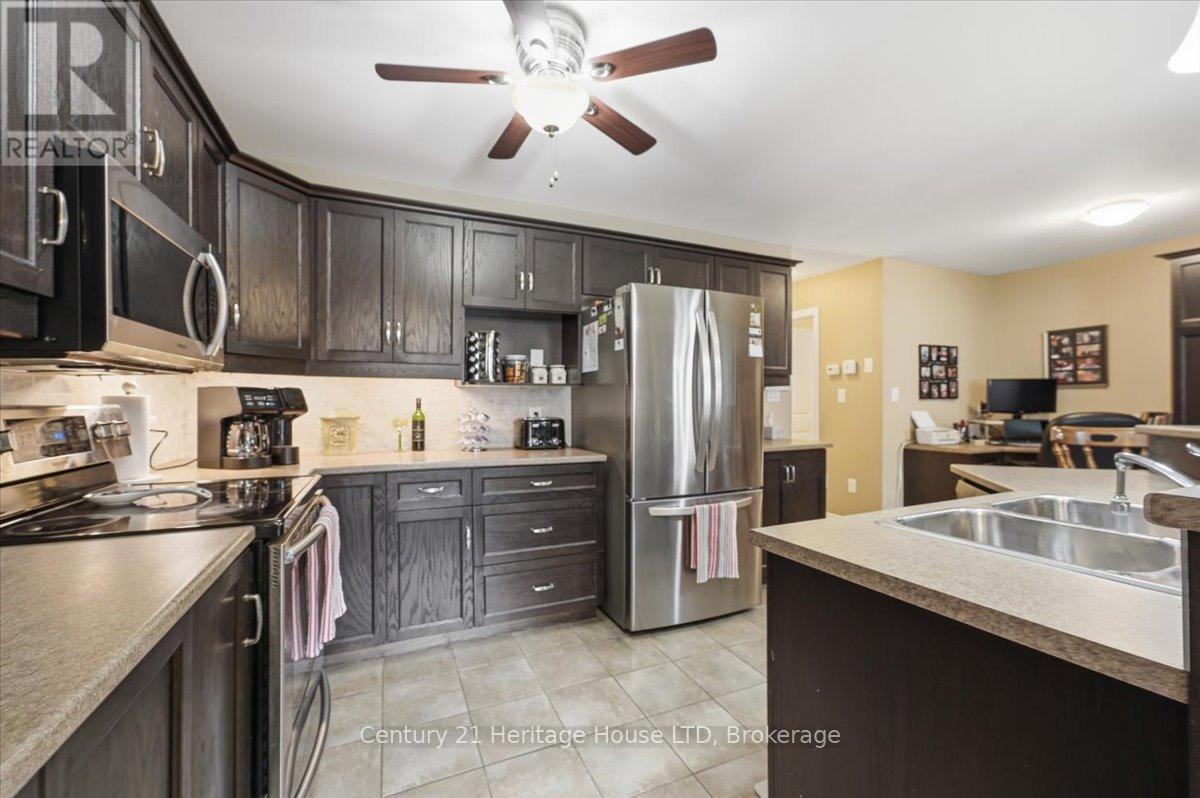 97 Abbott Place, Pelham, Ontario  L0S 1E5 - Photo 11 - X14095346