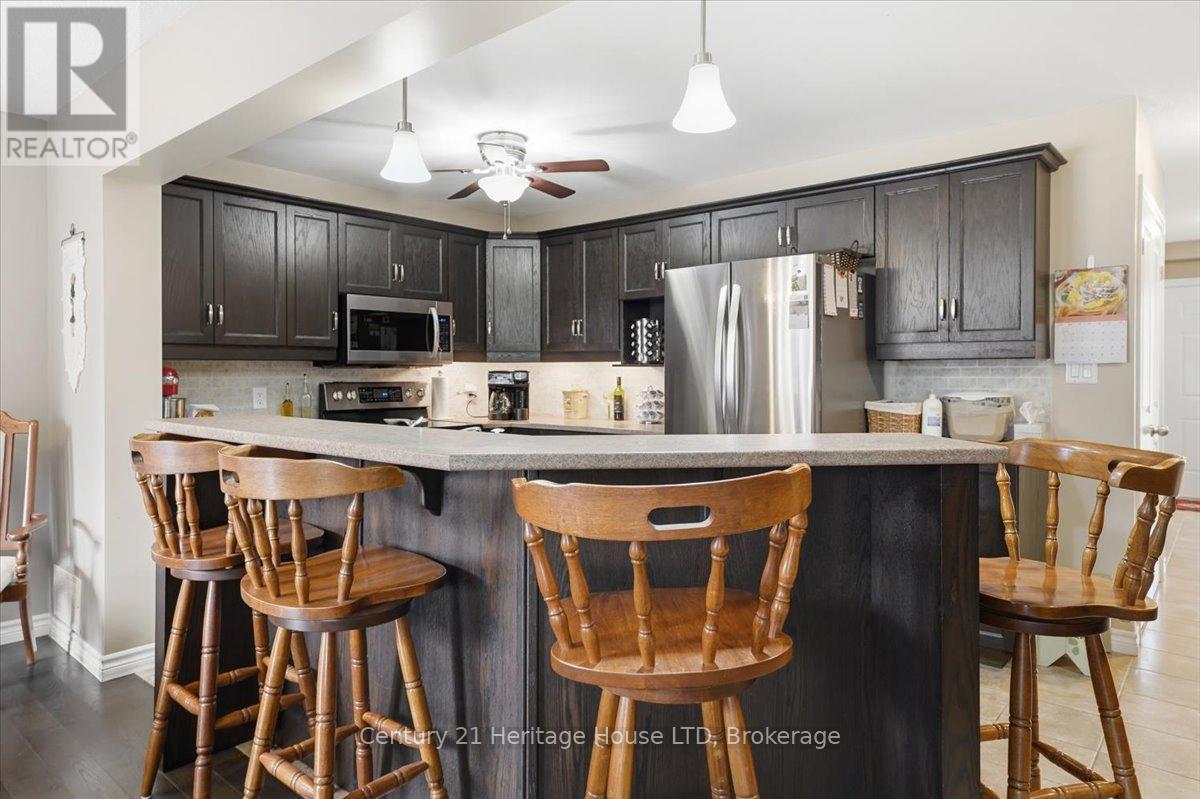 97 Abbott Place, Pelham, Ontario  L0S 1E5 - Photo 9 - X14095346