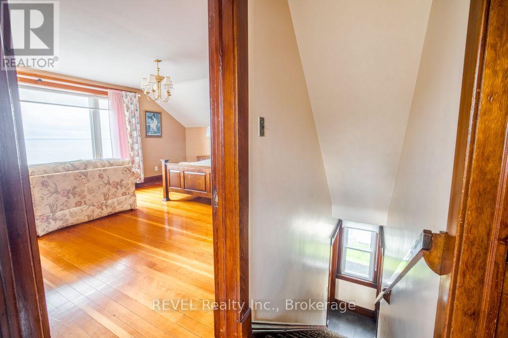 550 Lakeshore Road, Fort Erie, Ontario  L2A 1B5 - Photo 22 - X14096852