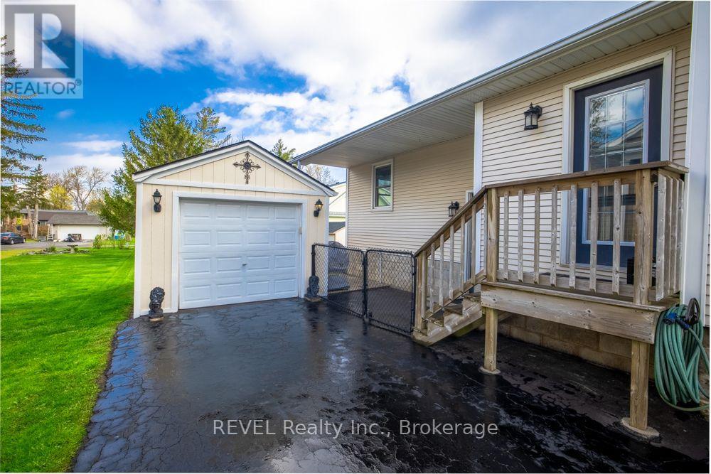 550 Lakeshore Road, Fort Erie, Ontario  L2A 1B5 - Photo 34 - X14096852