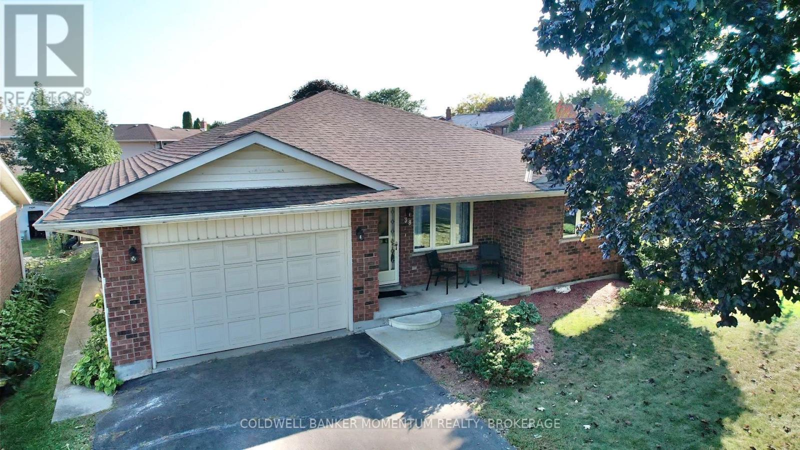 38 Mann Avenue, Norfolk, Ontario  N3Y 5J2 - Photo 2 - X14100958