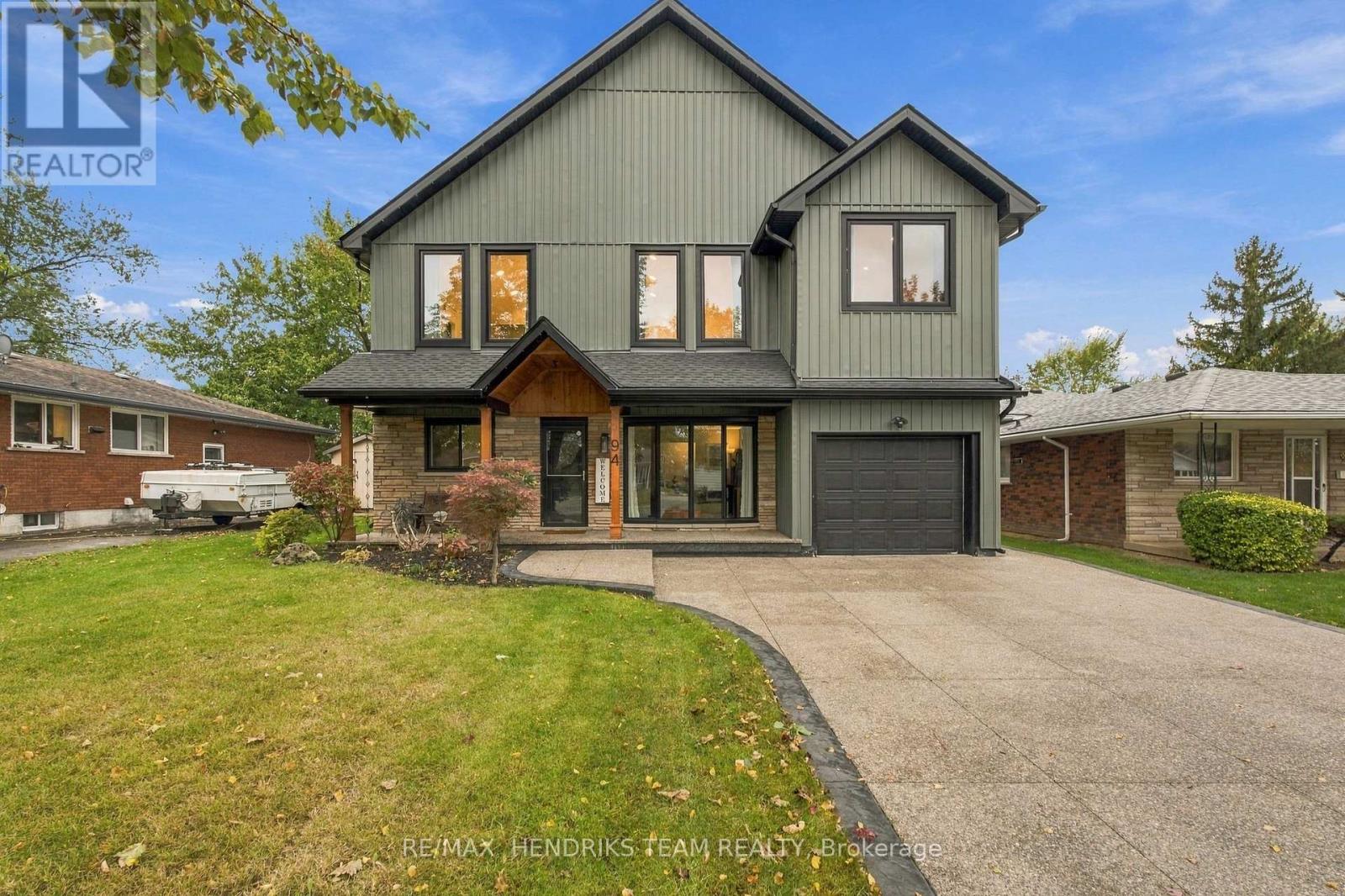 94 Bellingham Drive, Hamilton, Ontario  L8V 3R4 - Photo 1 - X14101830
