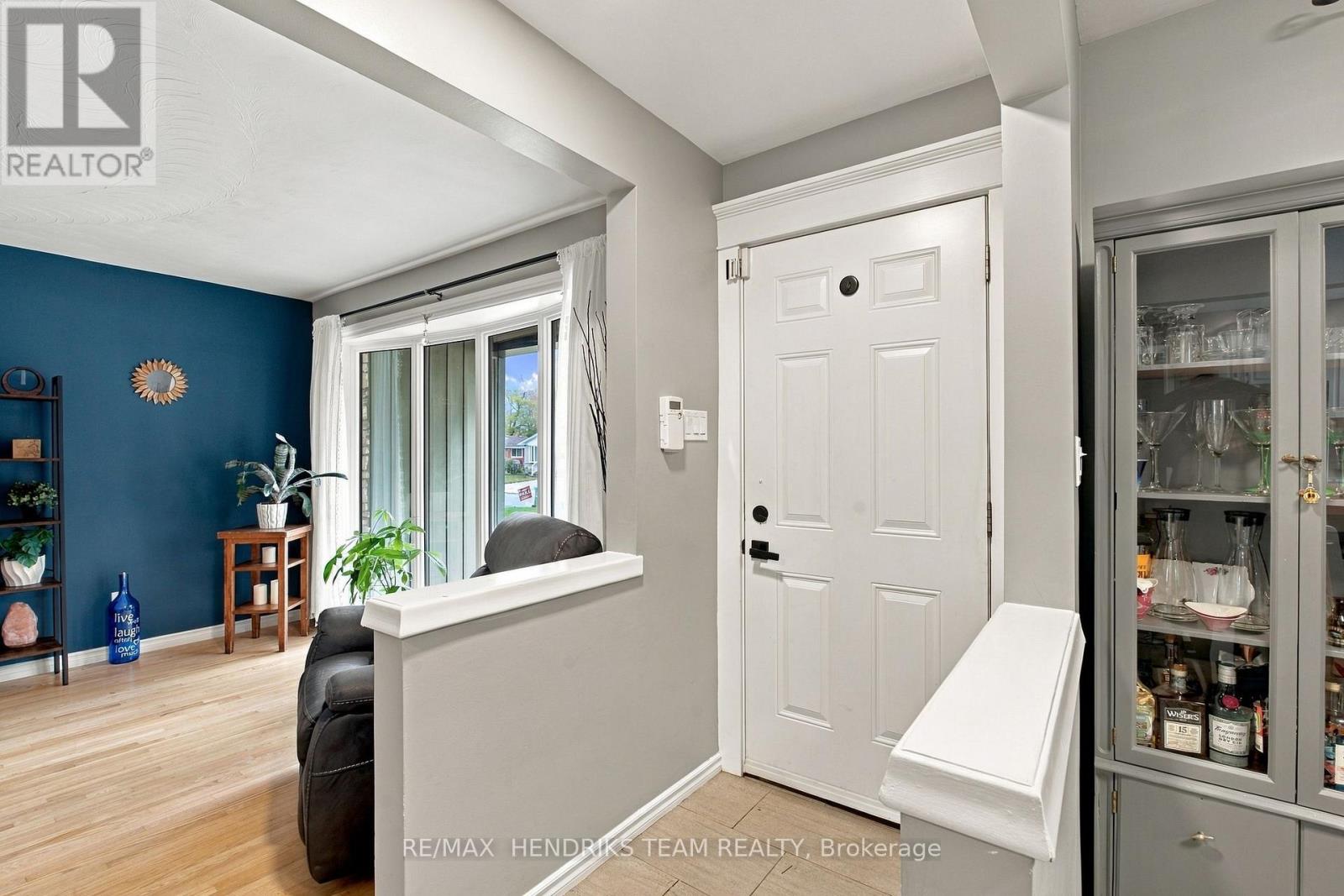94 Bellingham Drive, Hamilton, Ontario  L8V 3R4 - Photo 5 - X14101830