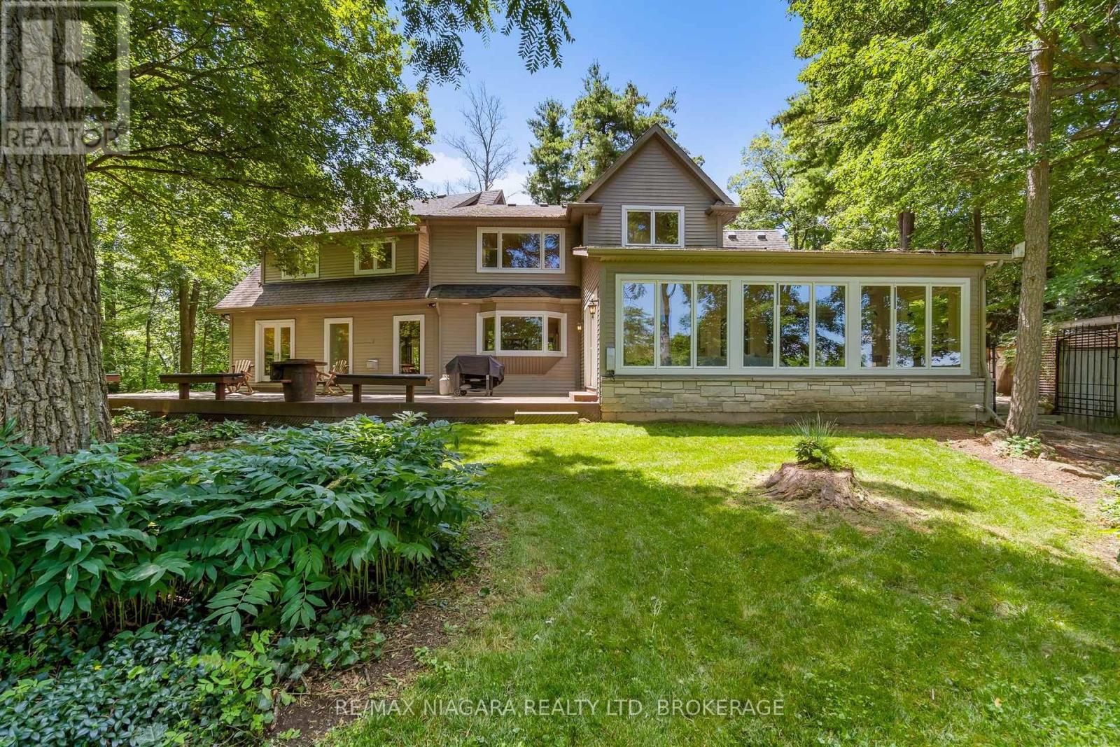 429 Ridge Road E, Grimsby, Ontario  L0R 1B2 - Photo 25 - X14106444