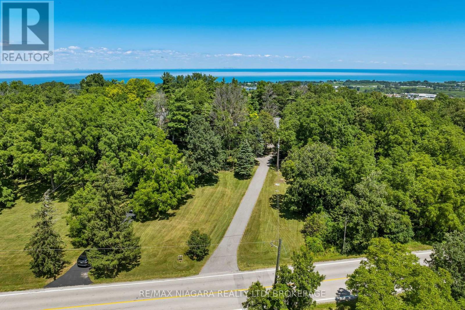 429 Ridge Road E, Grimsby, Ontario  L0R 1B2 - Photo 7 - X14106444