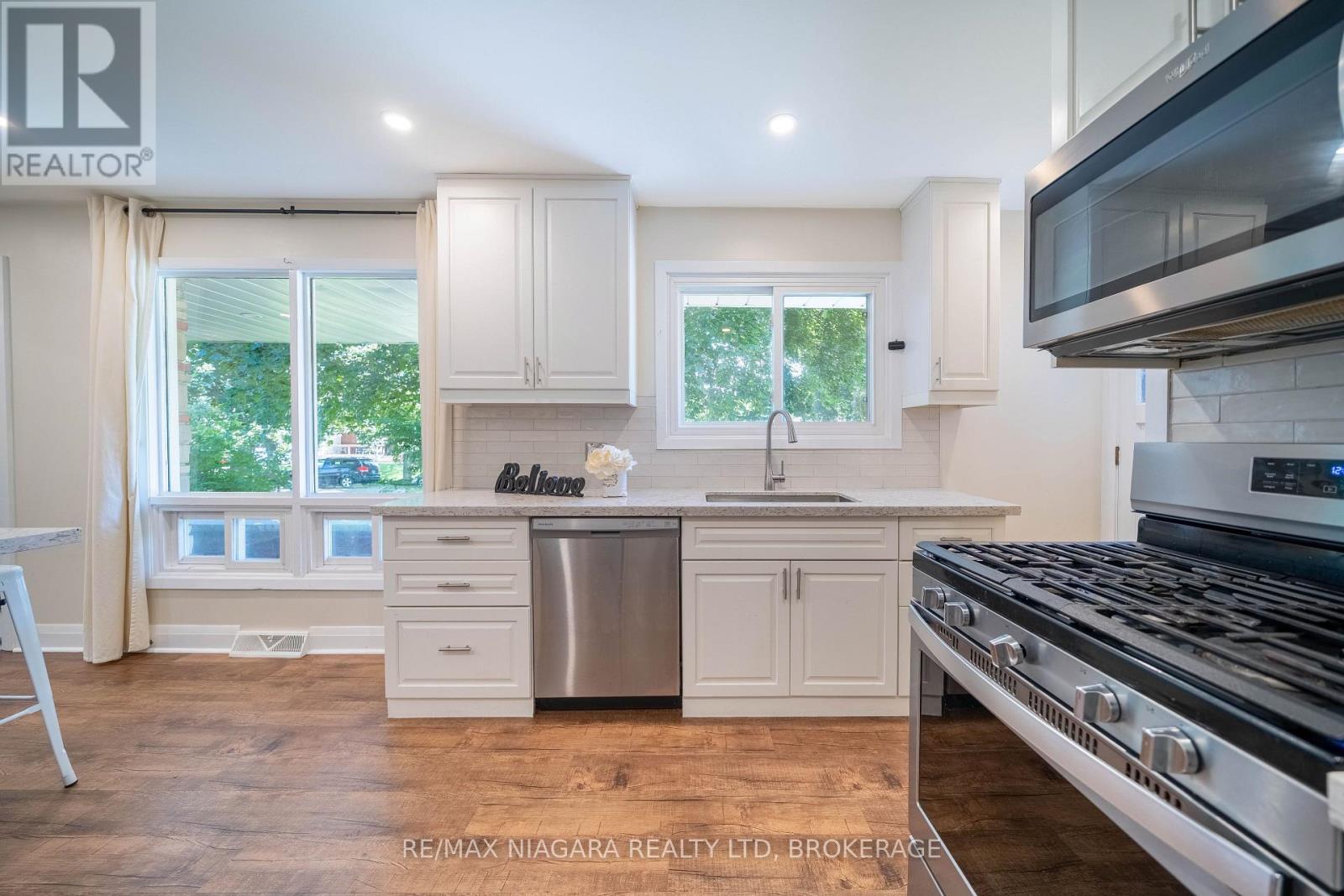 15 Springbank Drive, St. Catharines, Ontario  L2S 2K1 - Photo 10 - X14107884