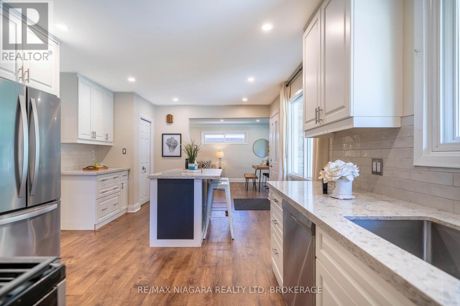 15 Springbank Drive, St. Catharines, Ontario  L2S 2K1 - Photo 9 - X14107884