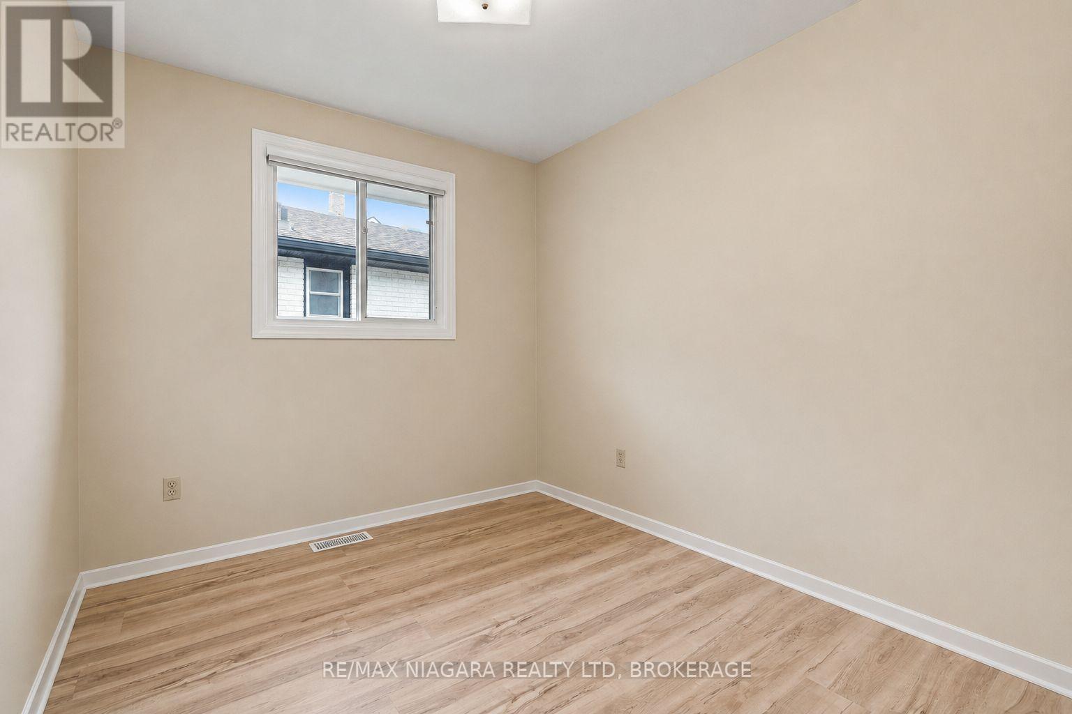 476 Scott Street, St. Catharines, Ontario  L2M 3X2 - Photo 21 - X14108734