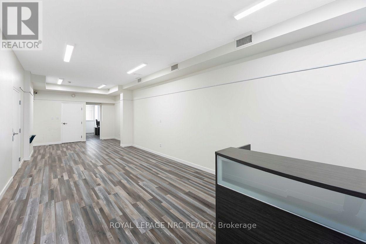 369 St Paul Street E, St. Catharines, Ontario  L2R 3N1 - Photo 2 - X14108894