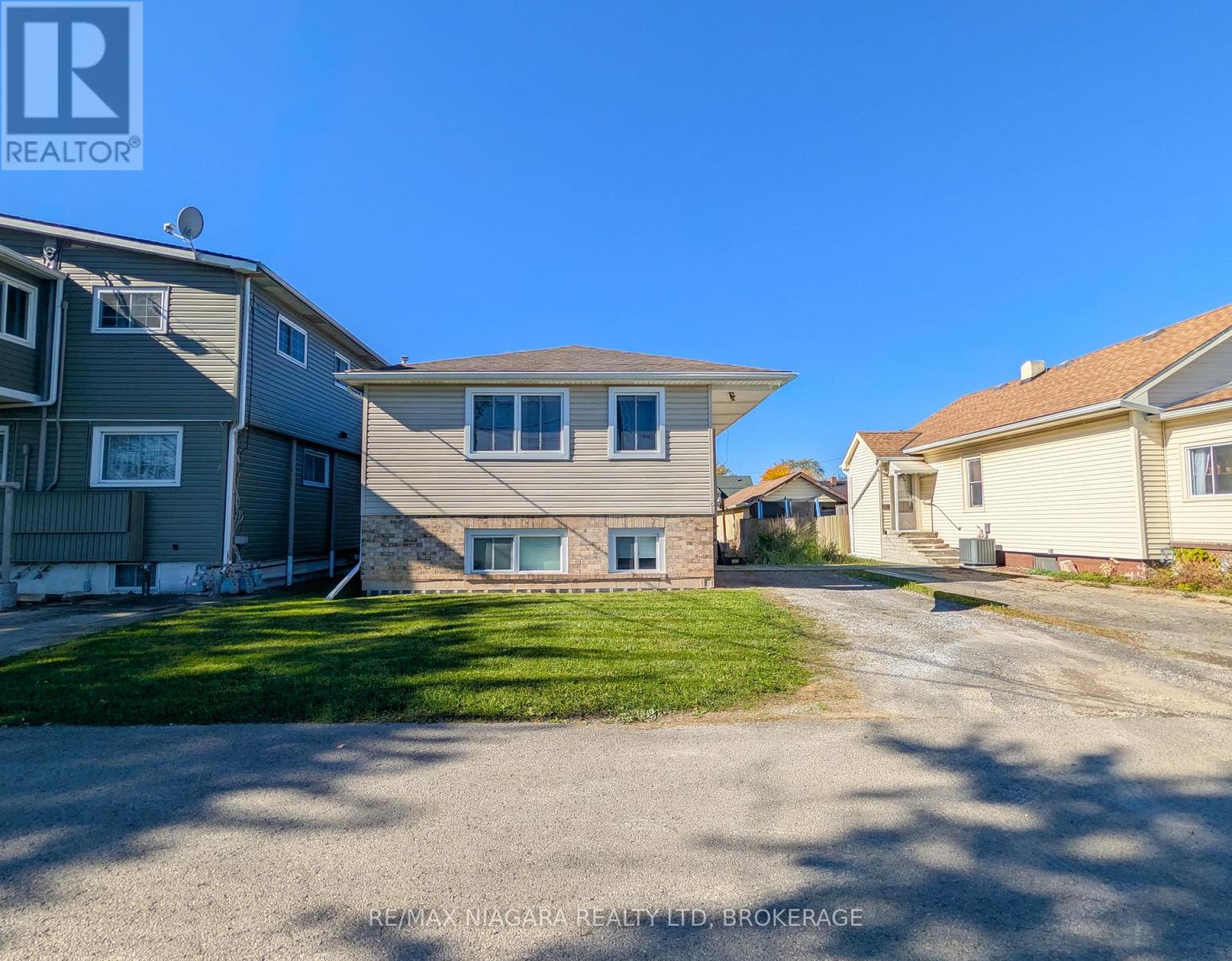 3 Klines Avenue, Welland, Ontario  L3C 1Z7 - Photo 1 - X14109118