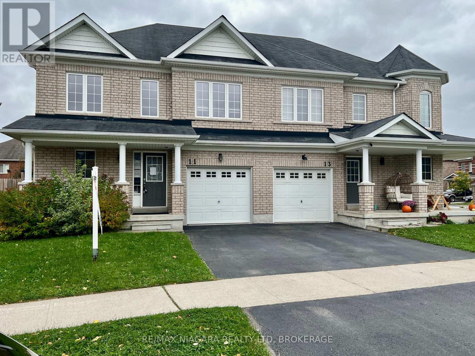 11 Keith Crescent, St. Catharines, Ontario  L0S 1J0 - Photo 1 - X14109244
