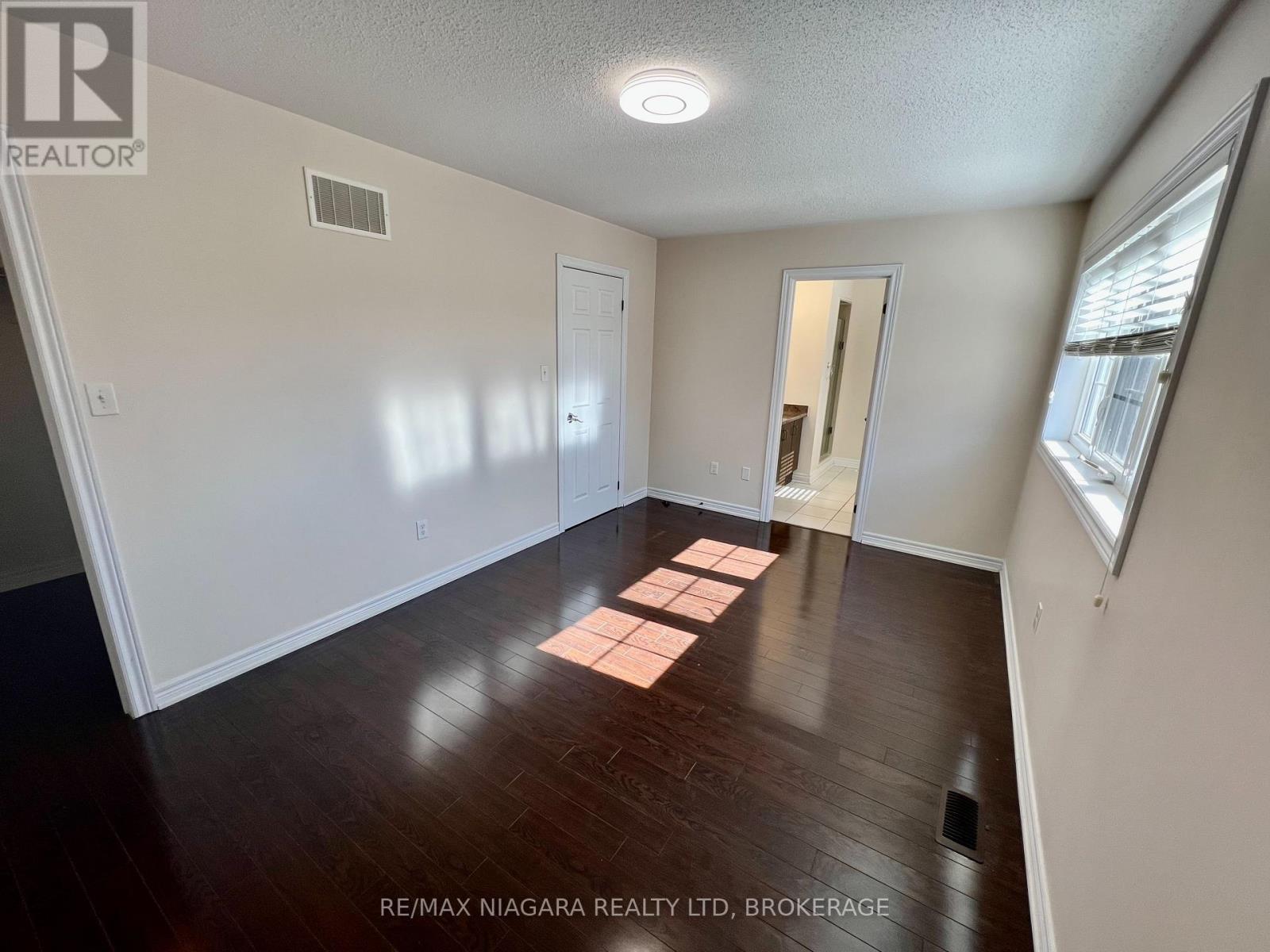 11 Keith Crescent, St. Catharines, Ontario  L0S 1J0 - Photo 22 - X14109244