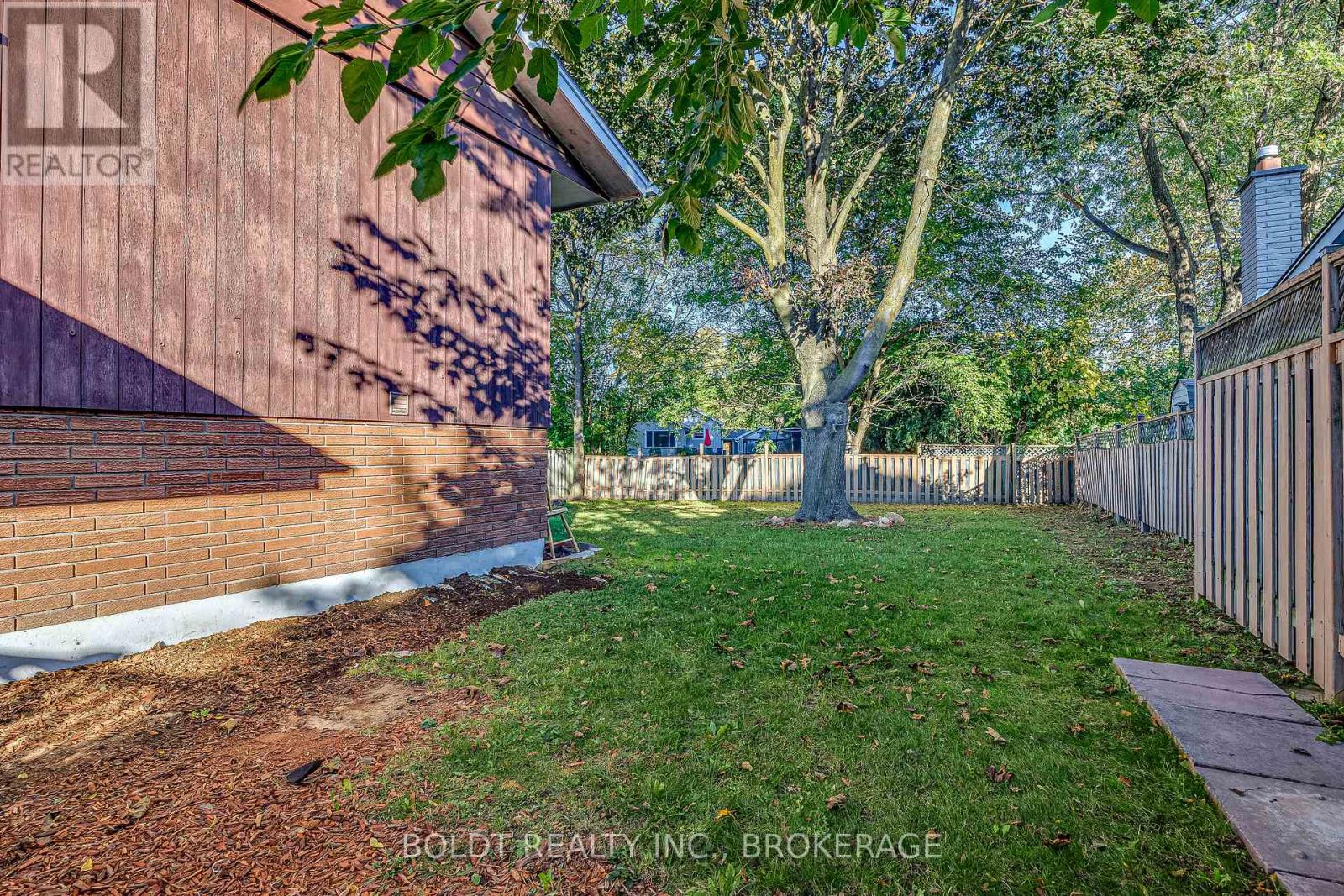 26 Leaside Drive, St. Catharines, Ontario  L2M 4G5 - Photo 25 - X14109712