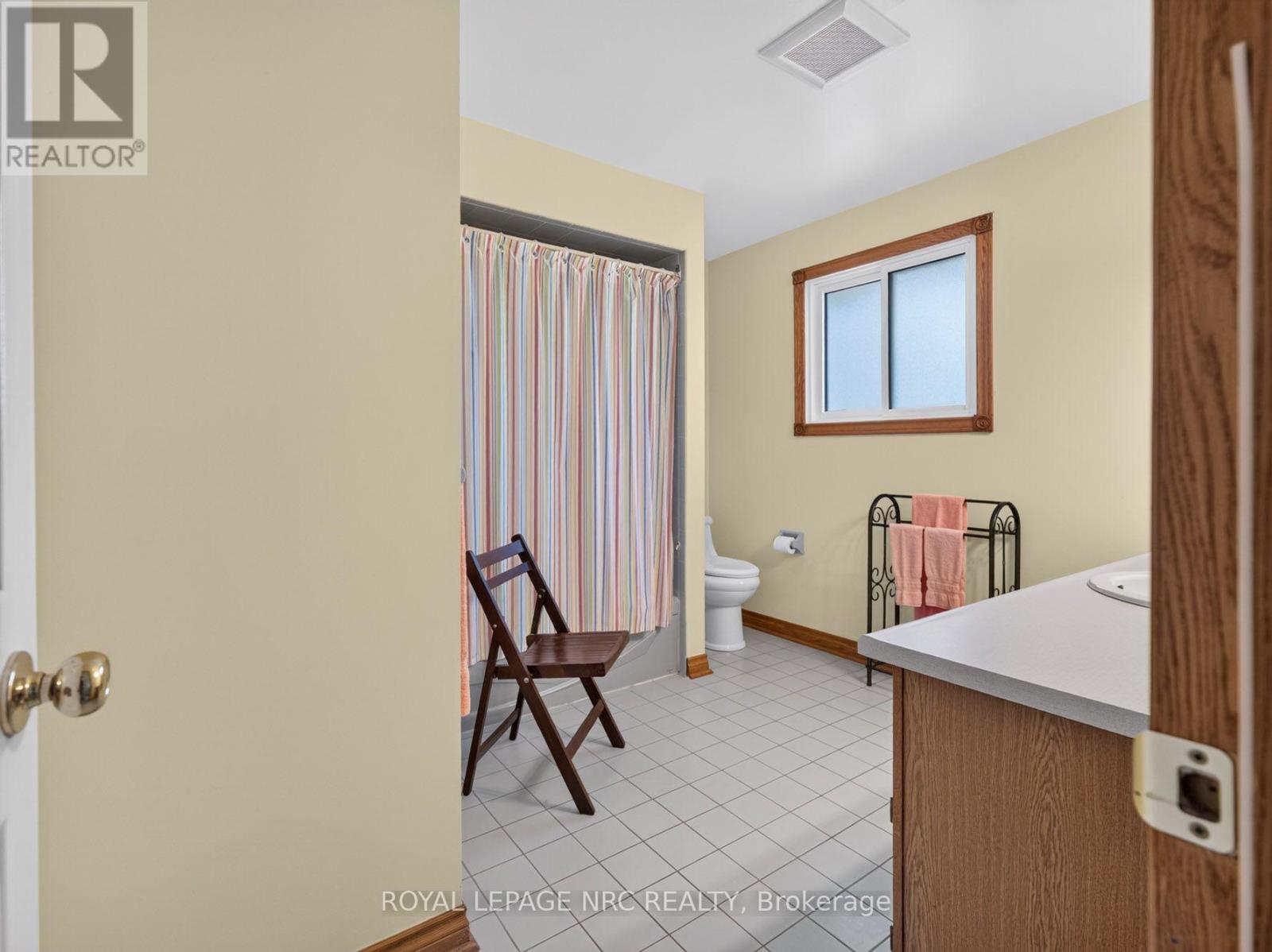 43 Farmington Drive, St. Catharines, Ontario  L2S 3G1 - Photo 28 - X14110238