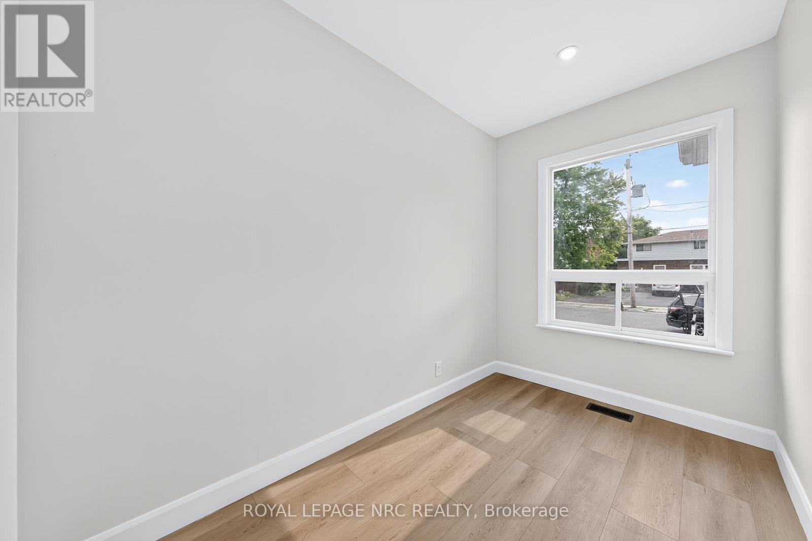 51 Queen Street S, Thorold, Ontario  L2V 3N2 - Photo 28 - X14110726