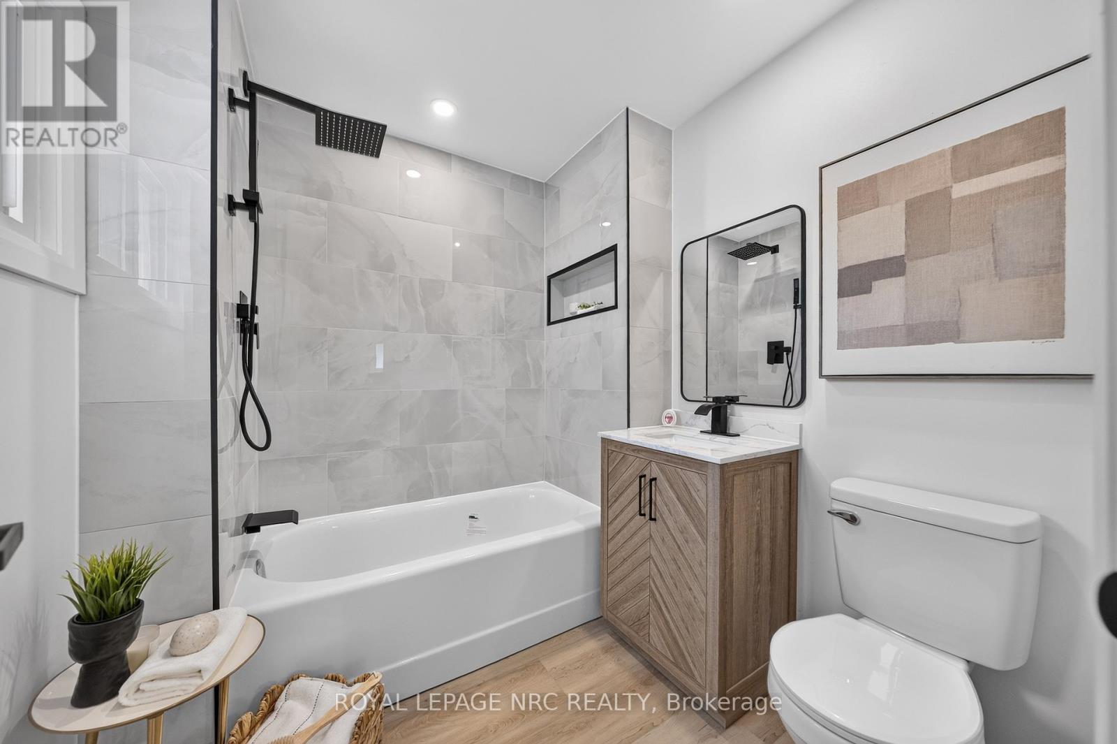 51 Queen Street S, Thorold, Ontario  L2V 3N2 - Photo 30 - X14110726
