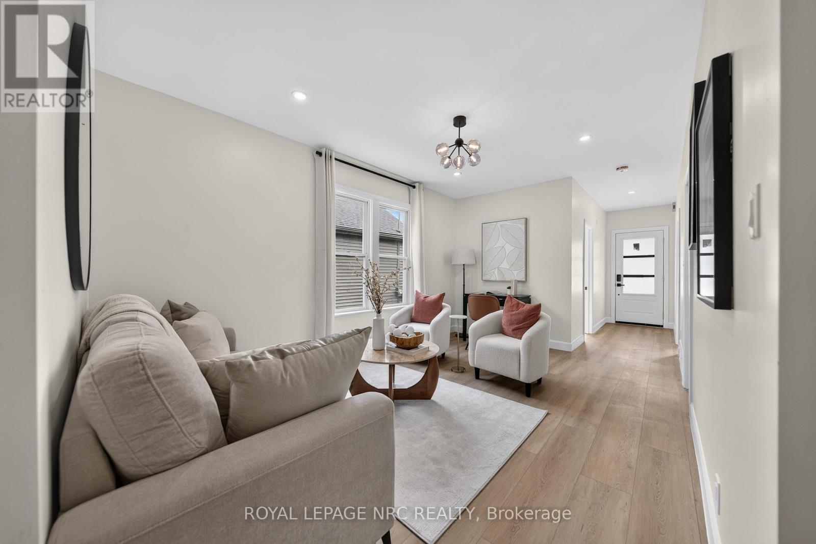 51 Queen Street S, Thorold, Ontario  L2V 3N2 - Photo 8 - X14110726