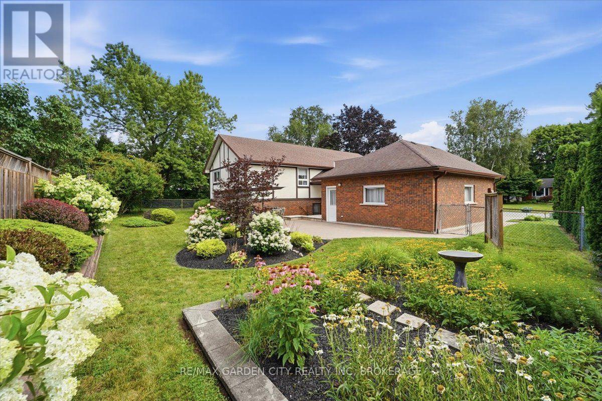 19 Berkhout Terrace, Pelham, Ontario  L3E 0H3 - Photo 38 - X14110866