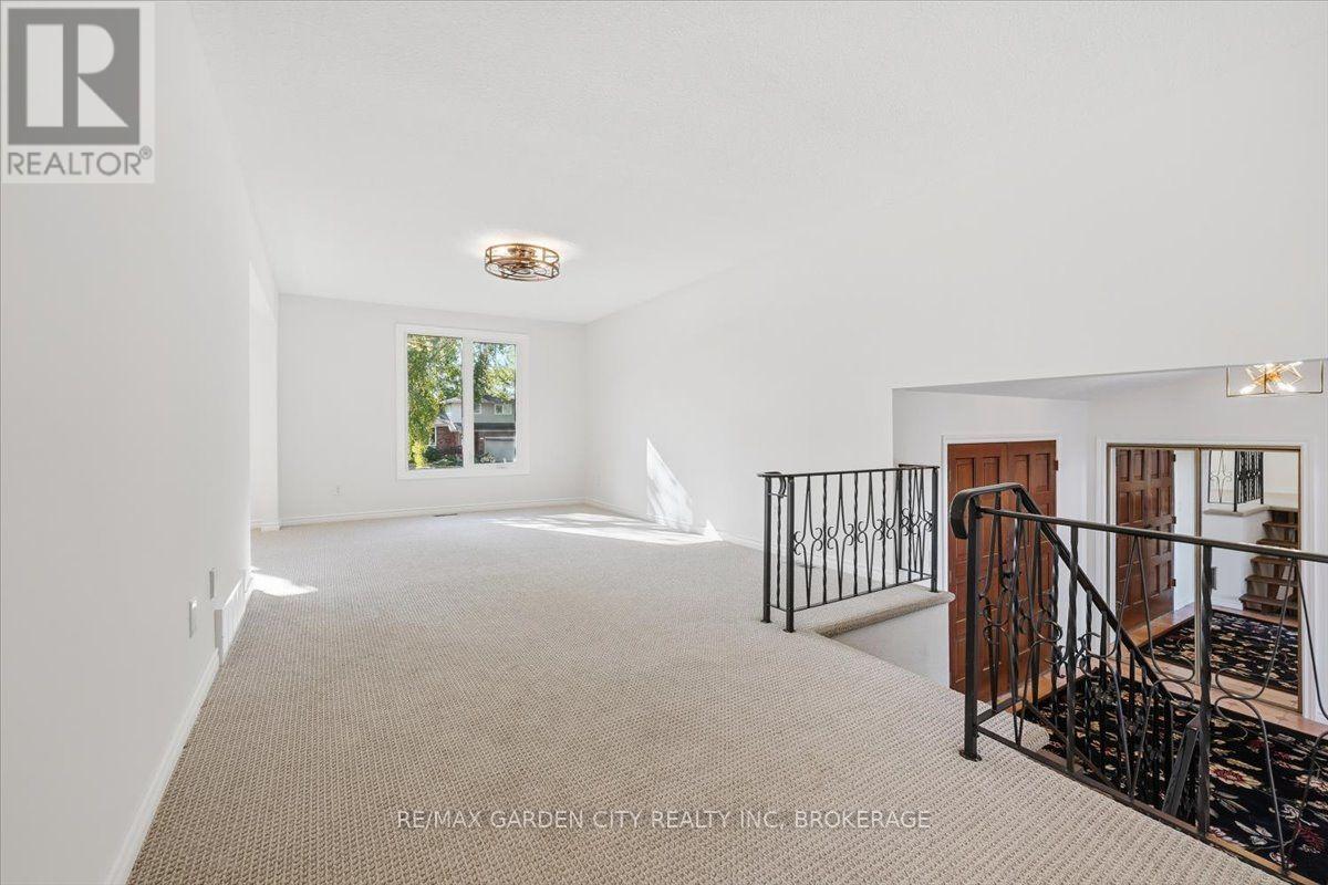 19 Berkhout Terrace, Pelham, Ontario  L3E 0H3 - Photo 8 - X14110866
