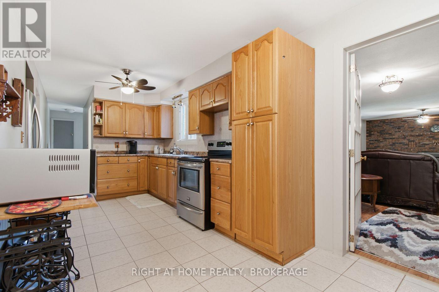7060 Garner Road, Niagara Falls, Ontario  L2E 6S4 - Photo 30 - X14111046